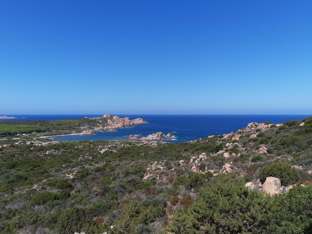 Appartamento Panoramico Calarossa Sardegna Isola Rossa Eksteriør billede